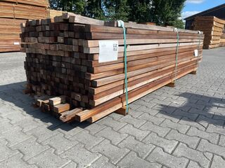Ca. 272x Hardhouten Onderliggers Geschaafd, 42x57mm, lengte 3/275cm, 2